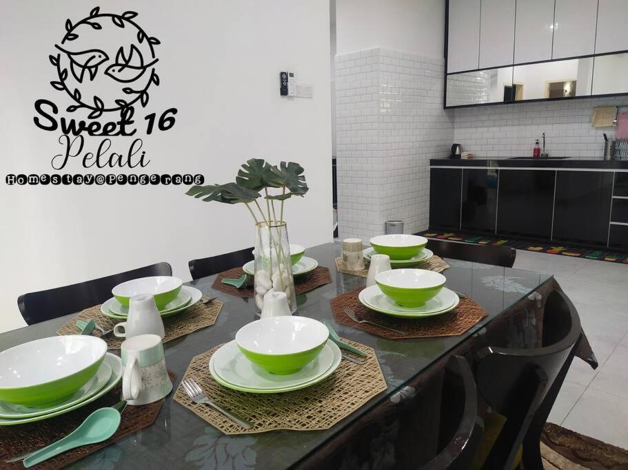 Sweet 16 Pelali Homestay Pengerang Exterior photo